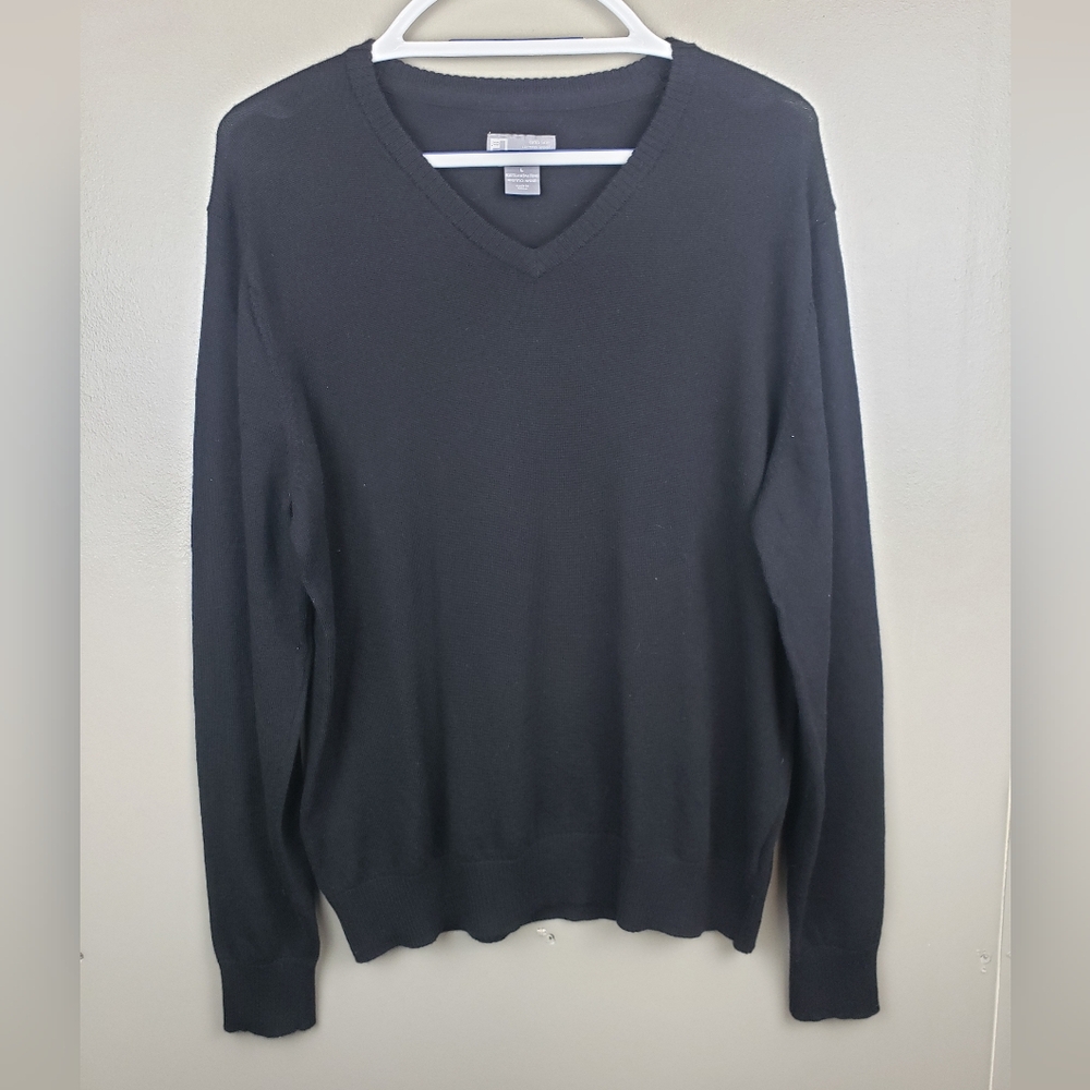 JC Penny Womens Black V Neck Sweater Size Large 100% Merino Wool Flawed